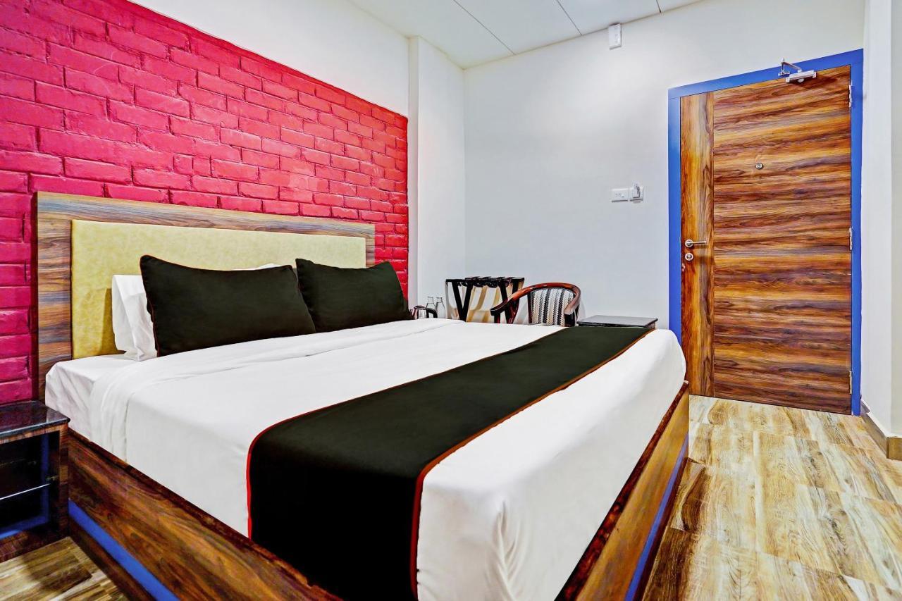 Super Collection O Kalinga Bapuji Nagar Hotel Bhubaneswar Exterior photo